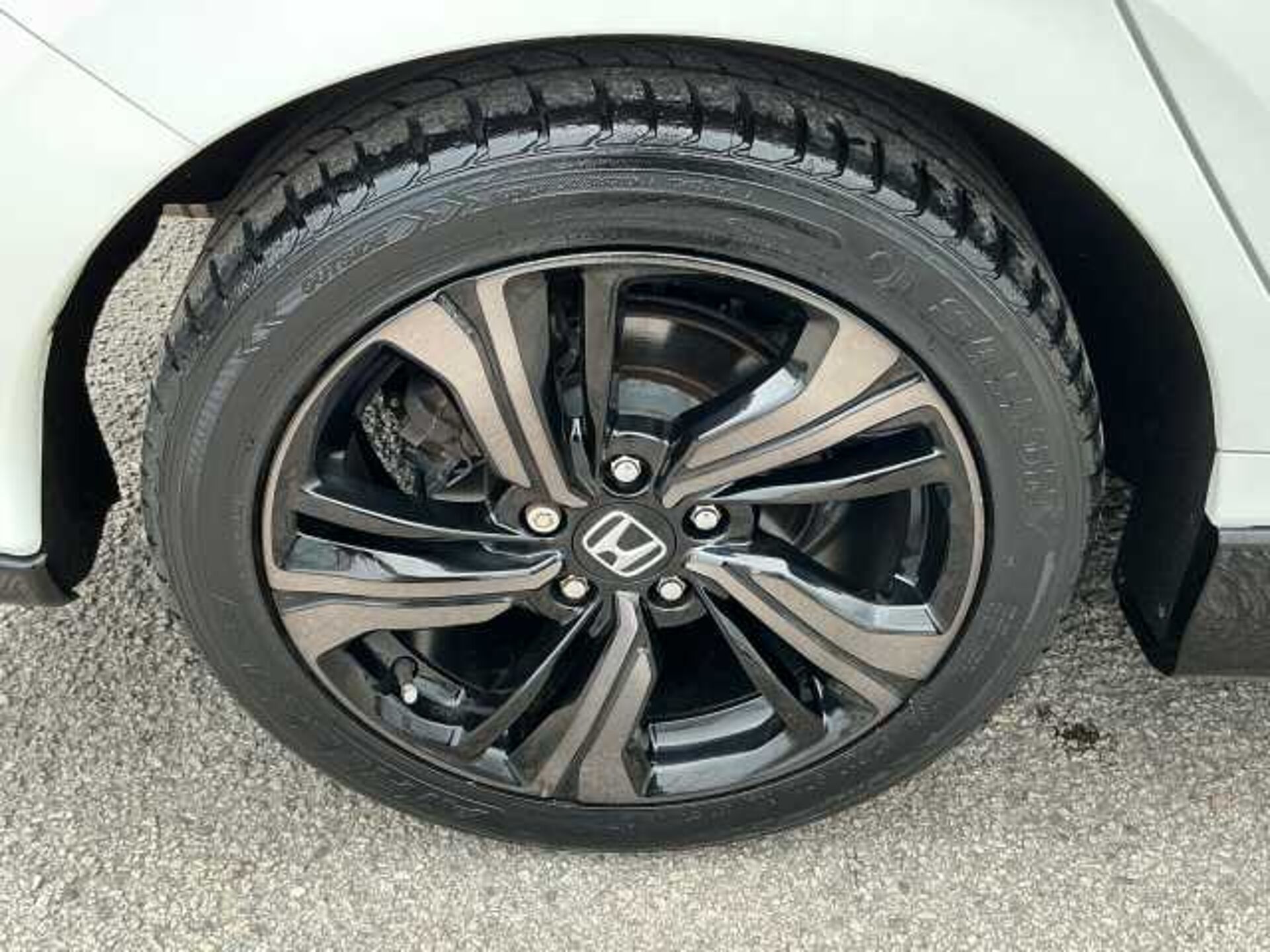 Honda Civic 1.5 VTEC Turbo Sport 5dr CVT 